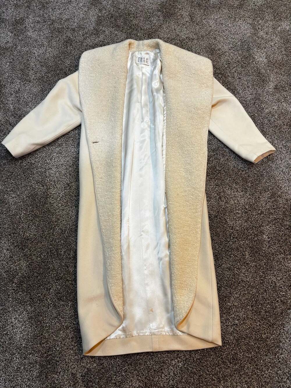 Elle Luxe Women's Cream Wool and Cashmere Blend Long Coat